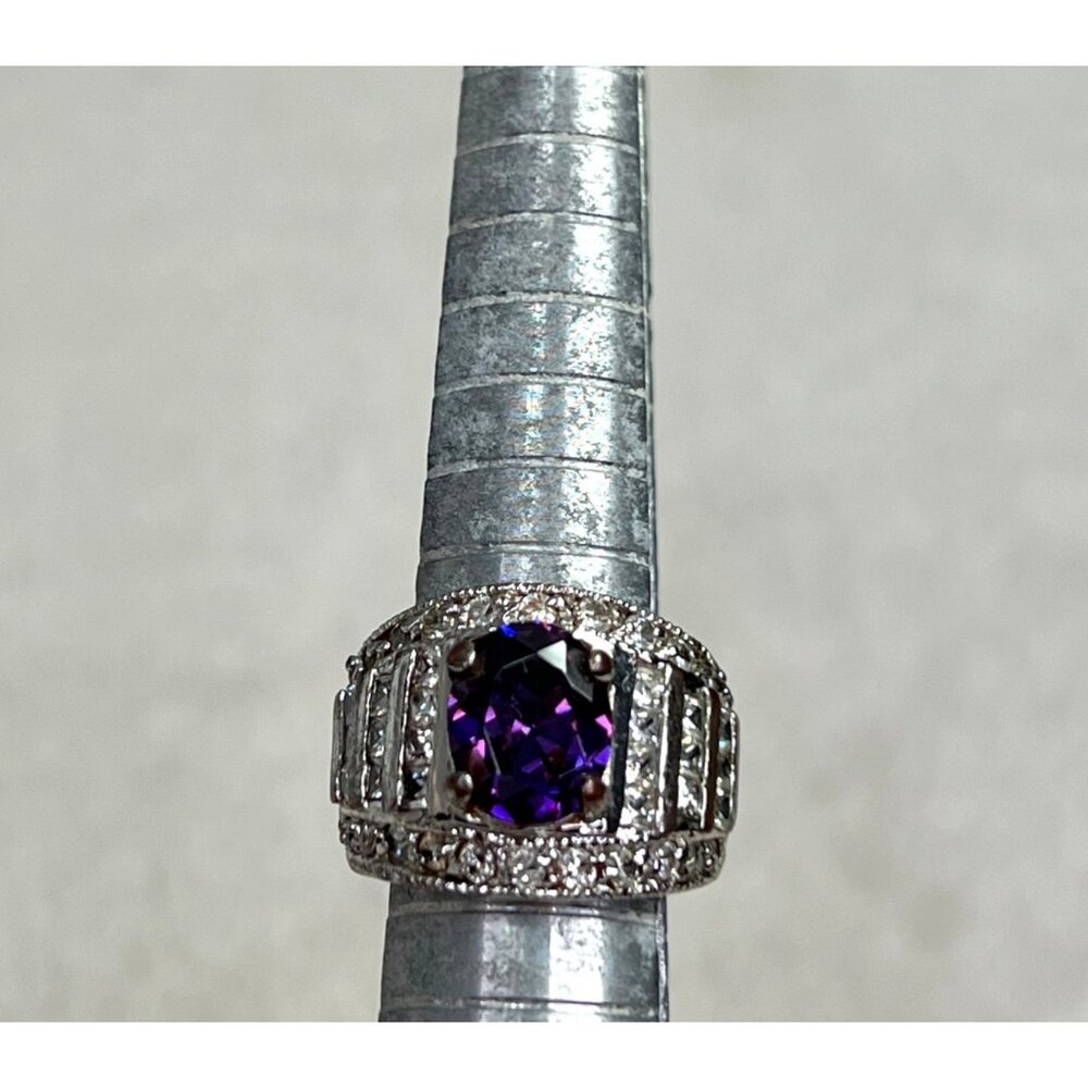 Faux Amethyst Rhinestone Cocktail Ring Statement Chunky Silver Tone 5.75 Purple